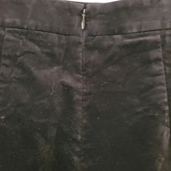 Ann Taylor Fully Lined Black Velvety Mini Skirt Size 4 - Picture 5 of 7